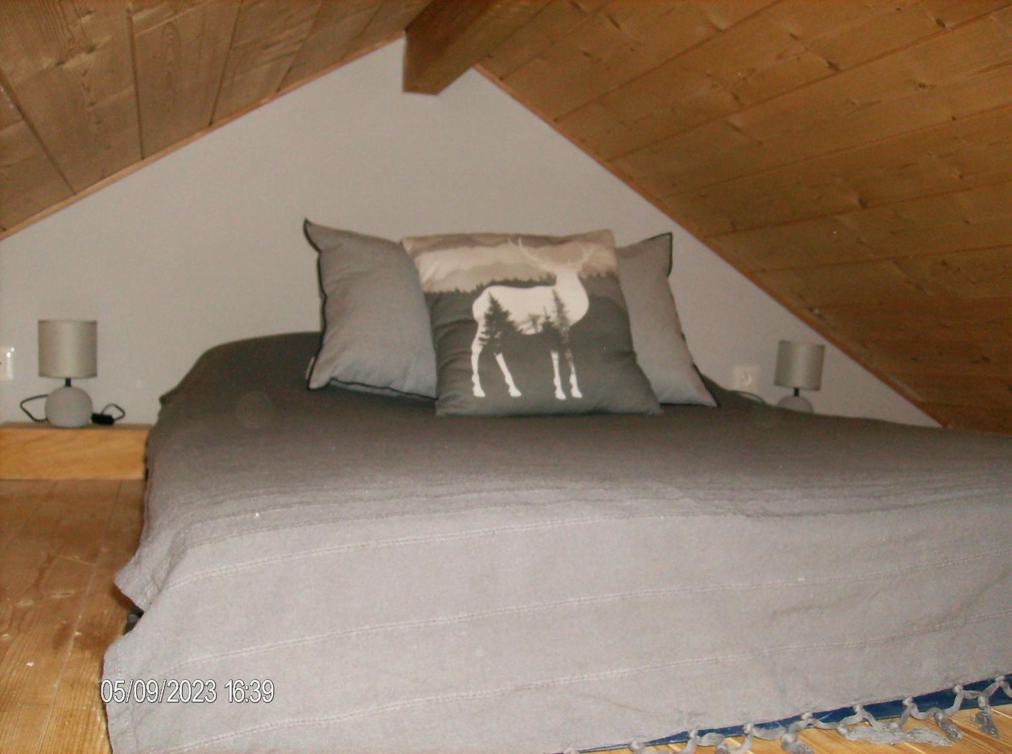 Gondenans-Montby Chambres D'Hotes Sous Les Chenes מראה חיצוני תמונה